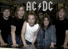  AC/DC.    